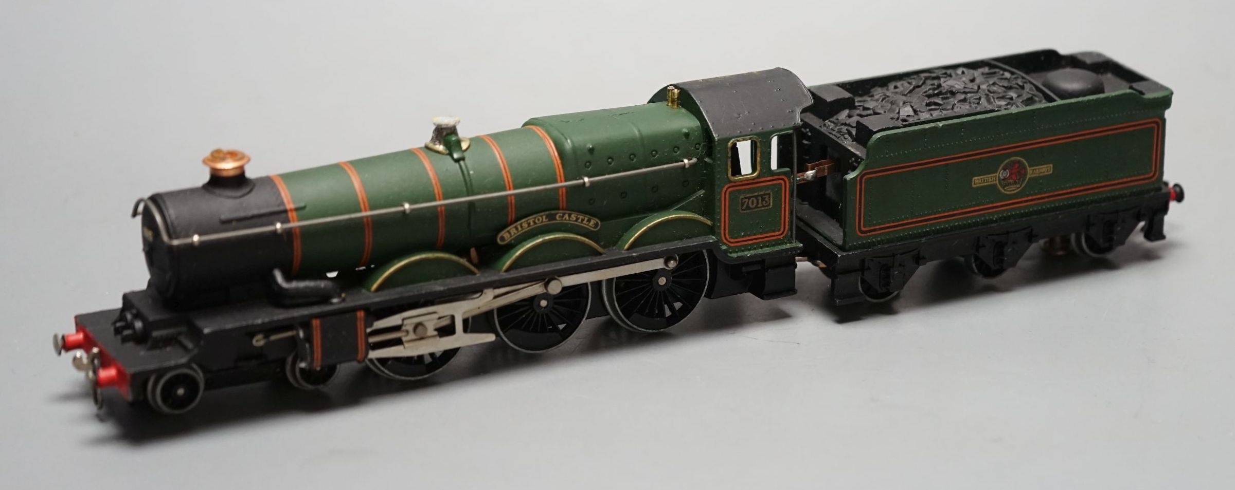 A boxed Horny Dublo boxed Bristol Castle-7013 engine, 26 cms long.